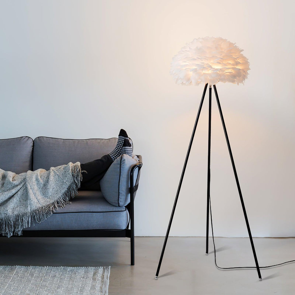 Eos Feather Floor Lamp - view 21