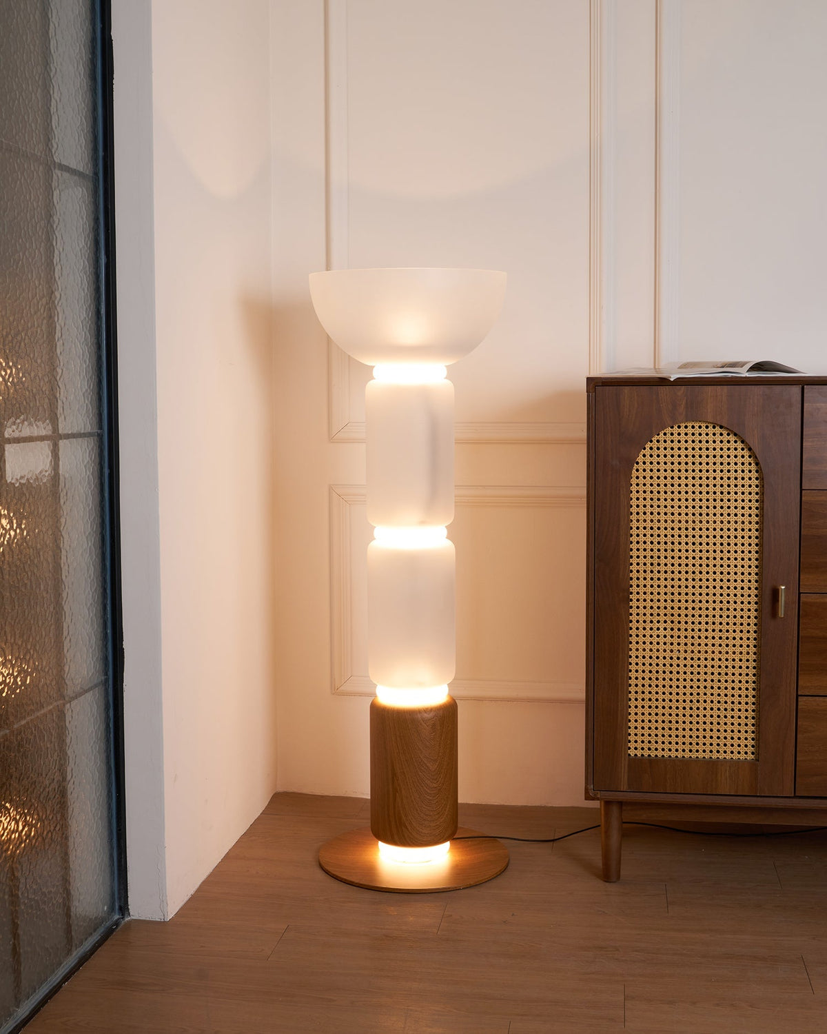 Ficupala Floor Lamp - view 4