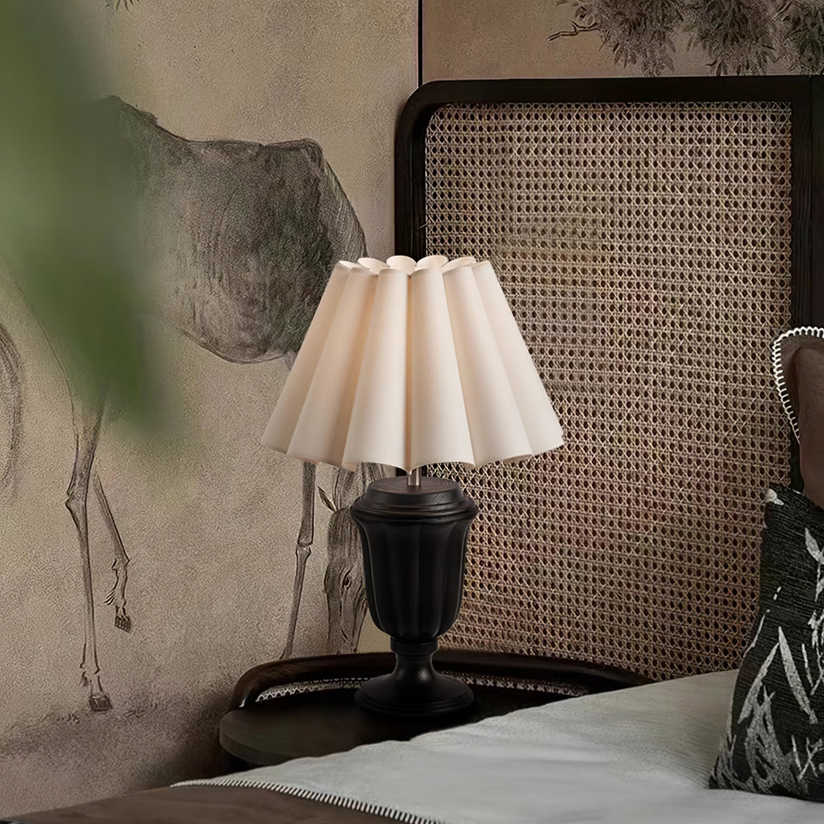 Florence Tulip Table Lamp - view 13