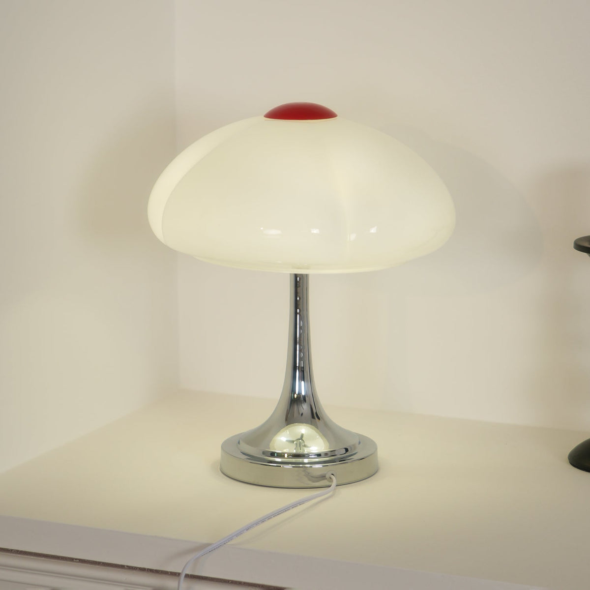 Flower Petal Table Lamp - view 8