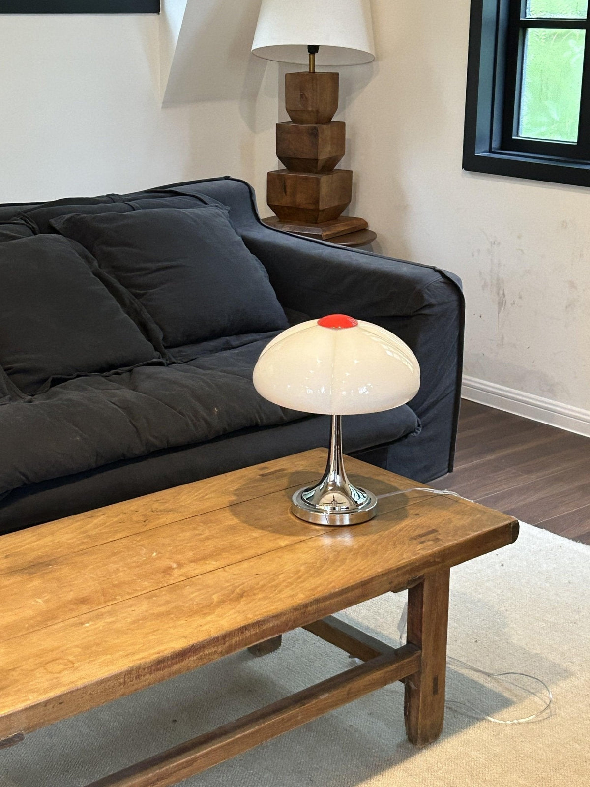 Flower Petal Table Lamp - view 17