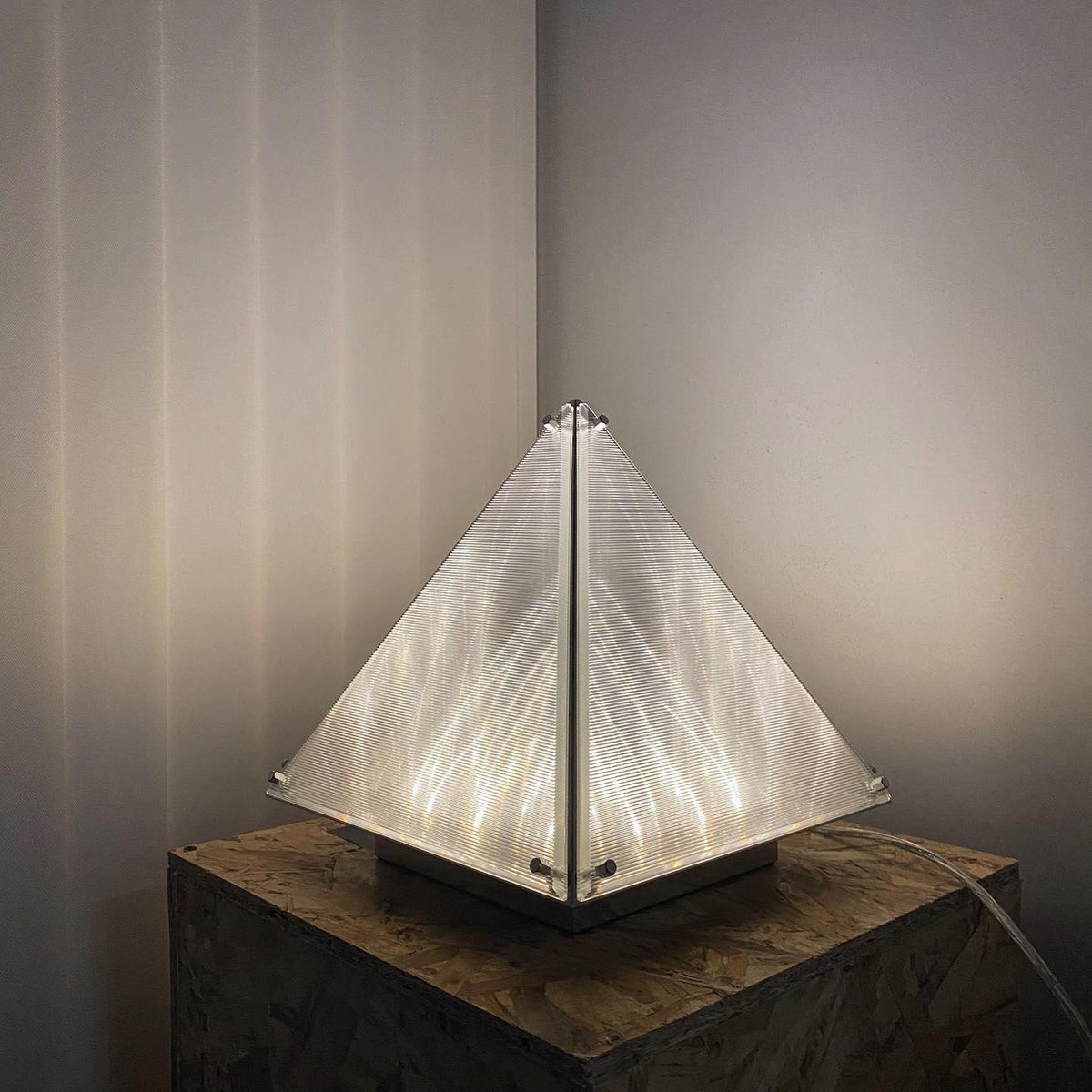 Fragment Table Lamp - view 8