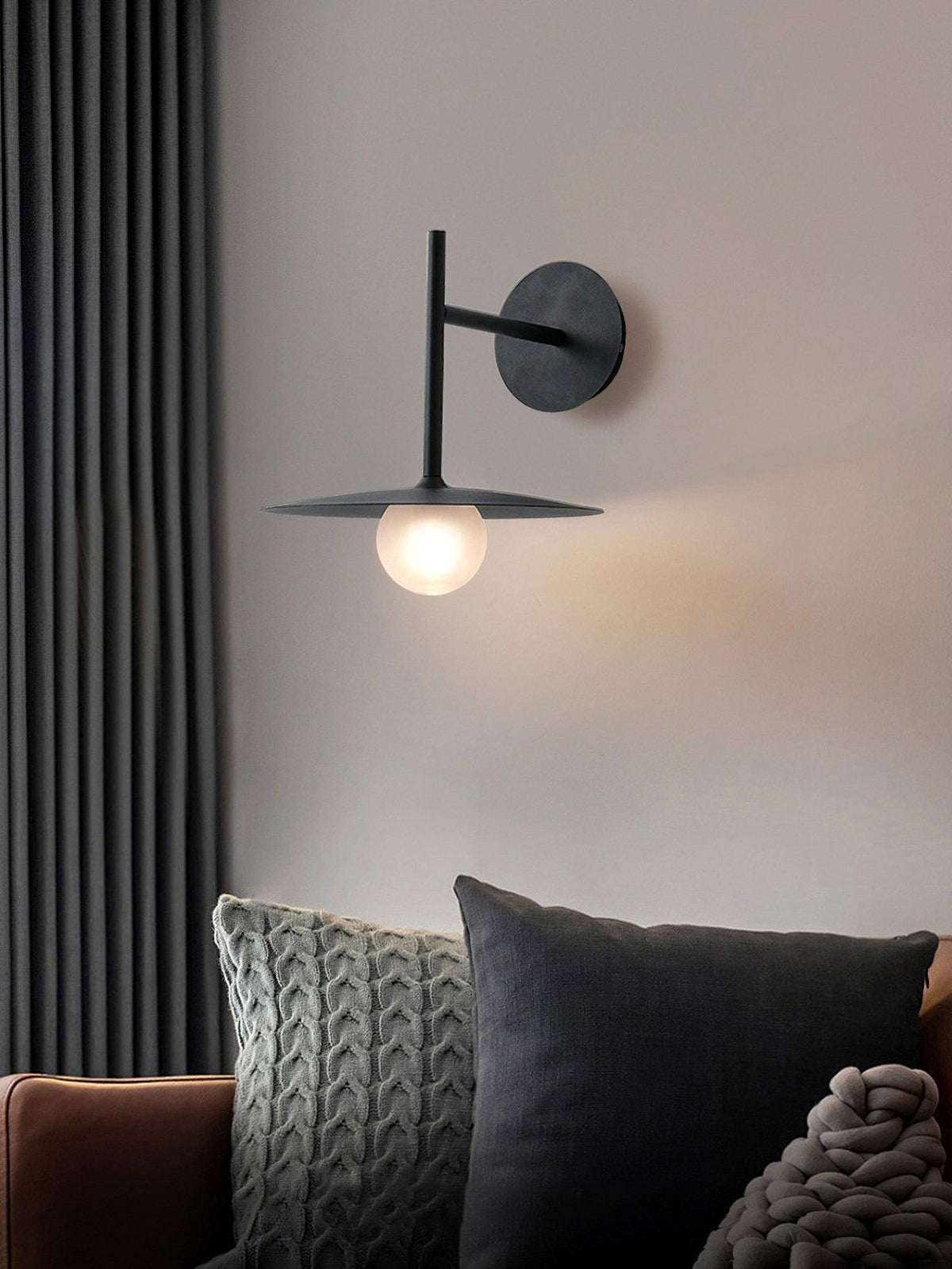Gea Iron Wall Lamp - view 3
