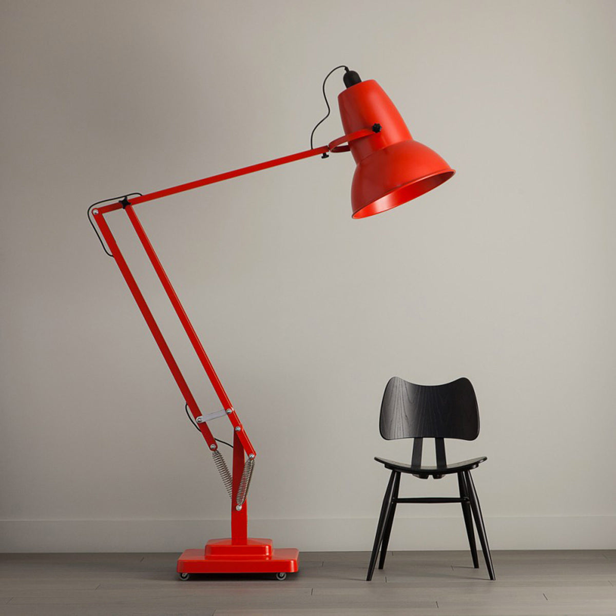 Giant Floor Lamp - view 39