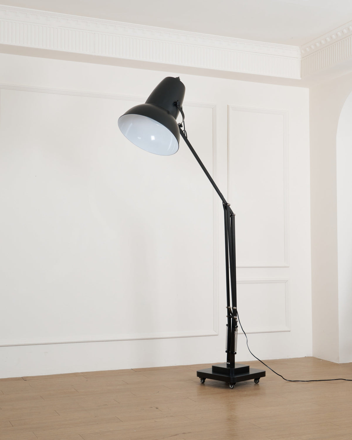 Giant Floor Lamp - view 25