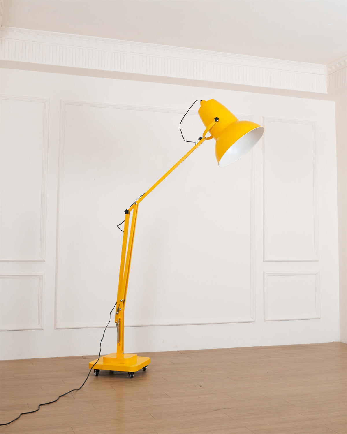 Giant Floor Lamp - view 28