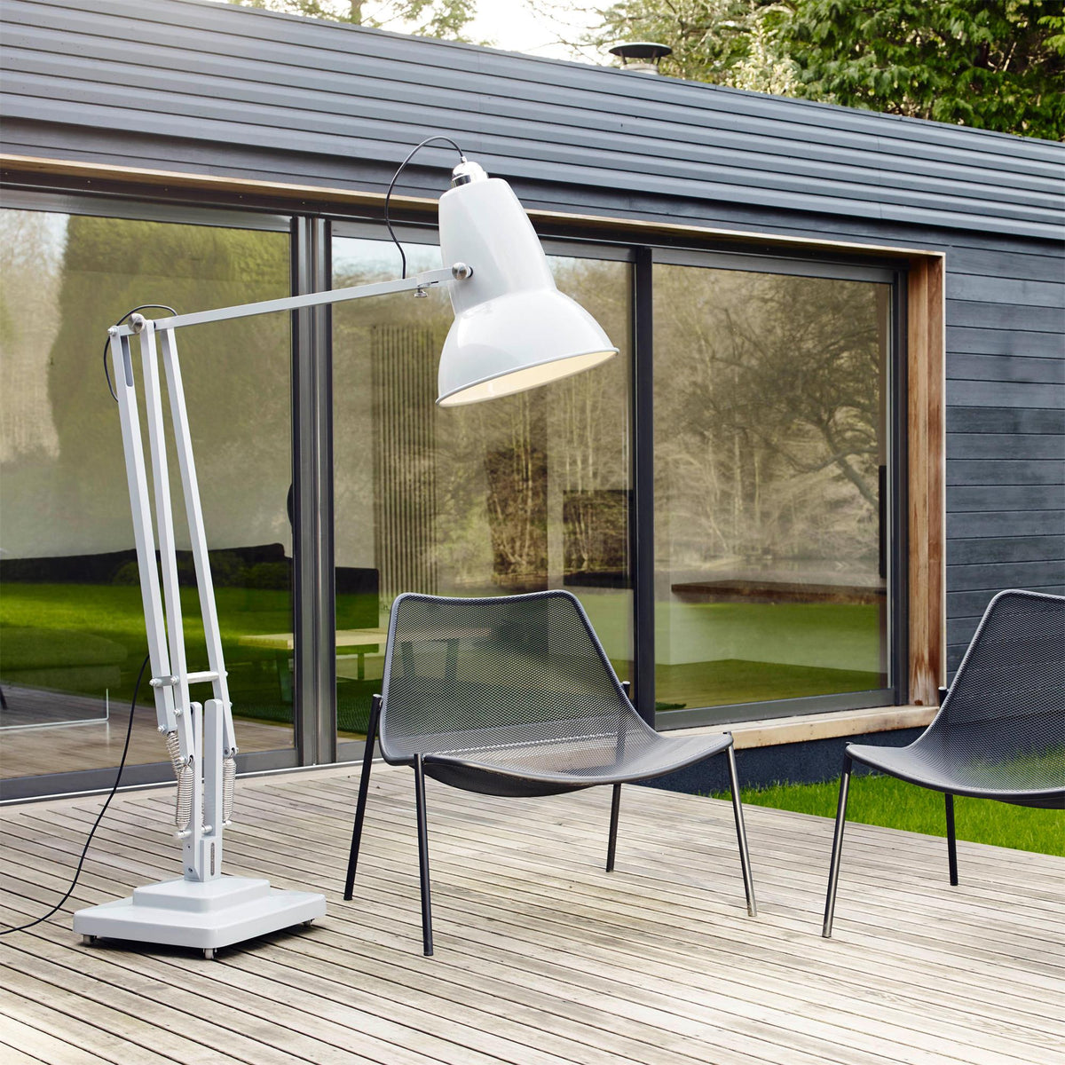 Giant Floor Lamp - view 2