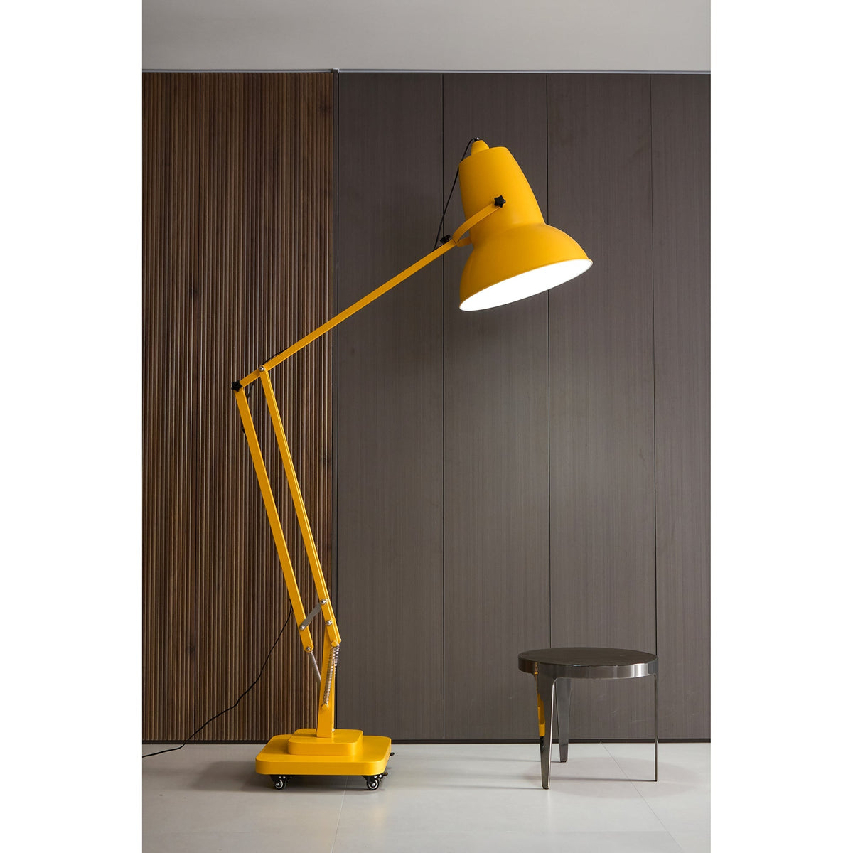 Giant Floor Lamp - view 19
