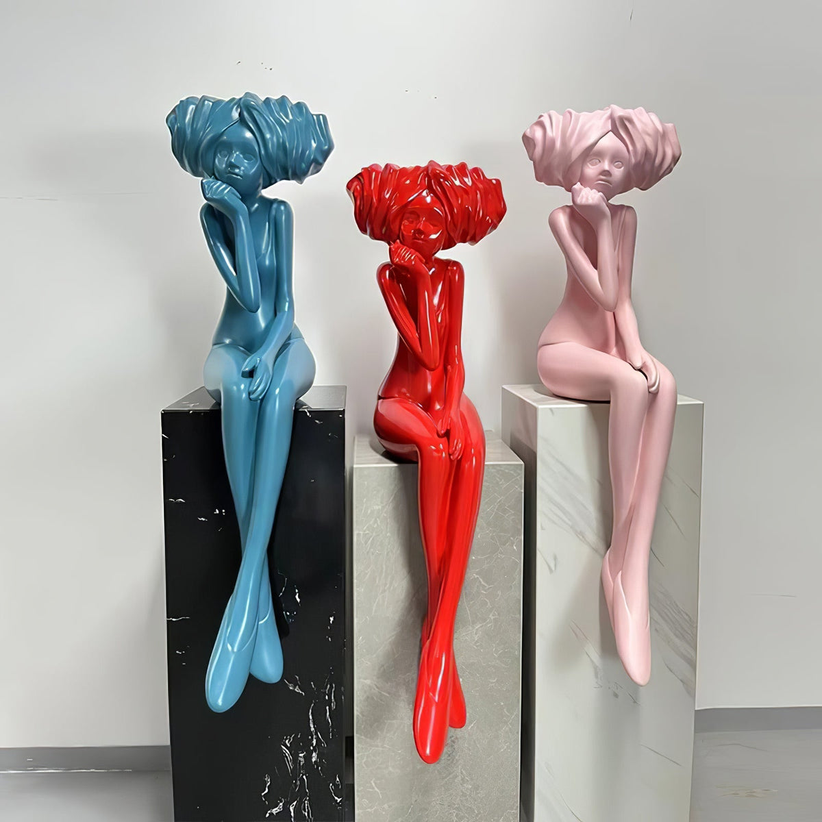 Girl Meditate Sculpture Ornaments - view 2