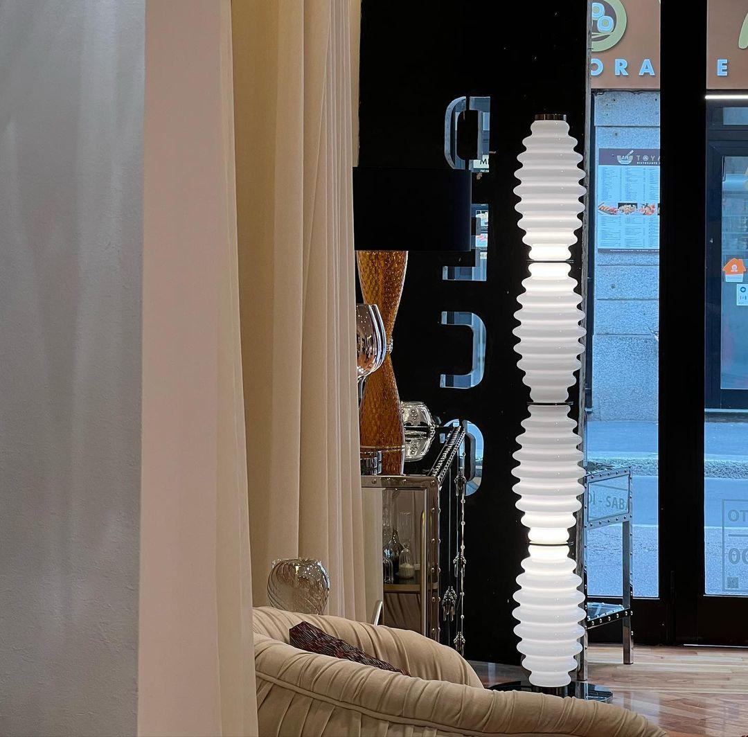 Grand Collier Floor Lamp - view 15