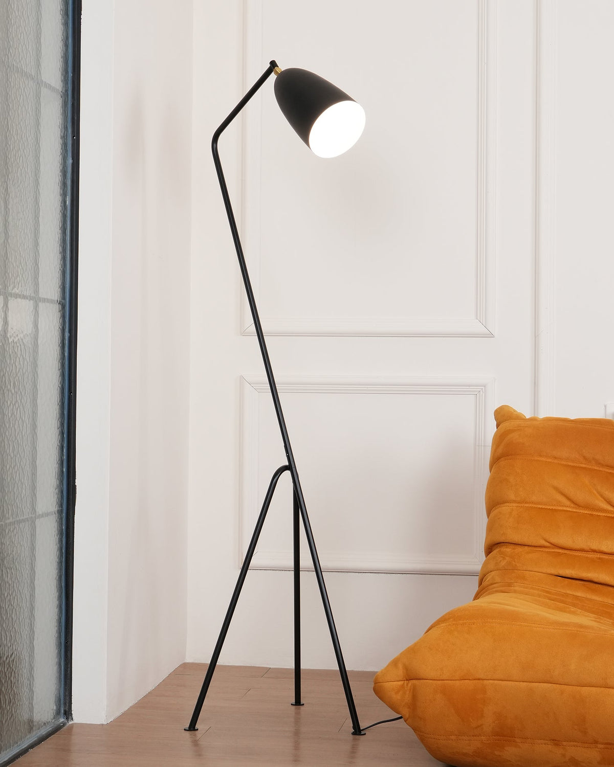 Lean Floor Lamp - view 4