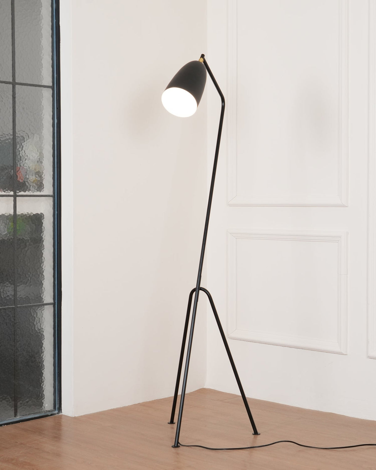 Lean Floor Lamp - view 6