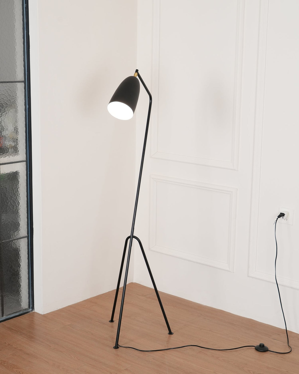 Lean Floor Lamp - view 7