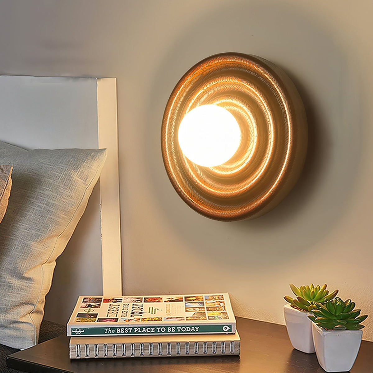Grove Wall Lamp