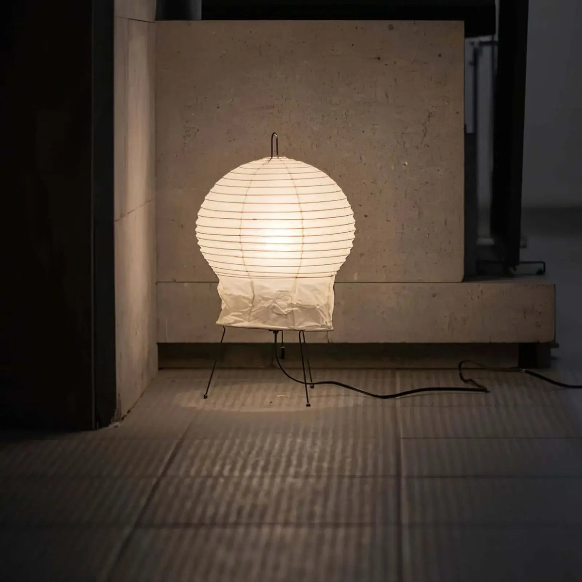 Hana Washi Table Lamp - view 14