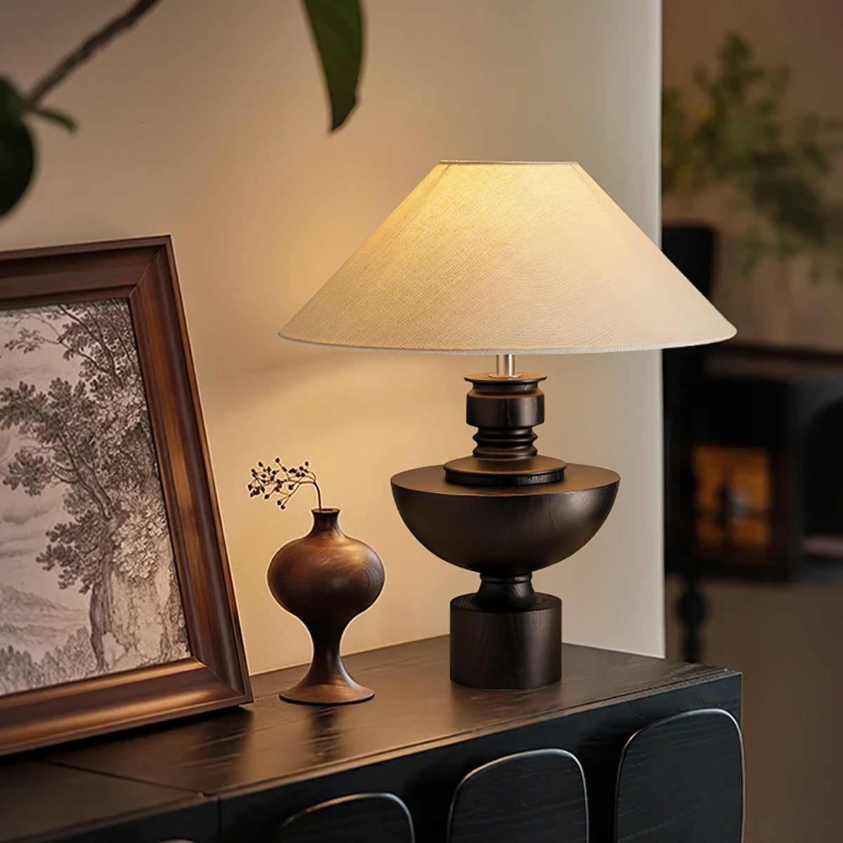 Helios Vase Table Lamp - view 2