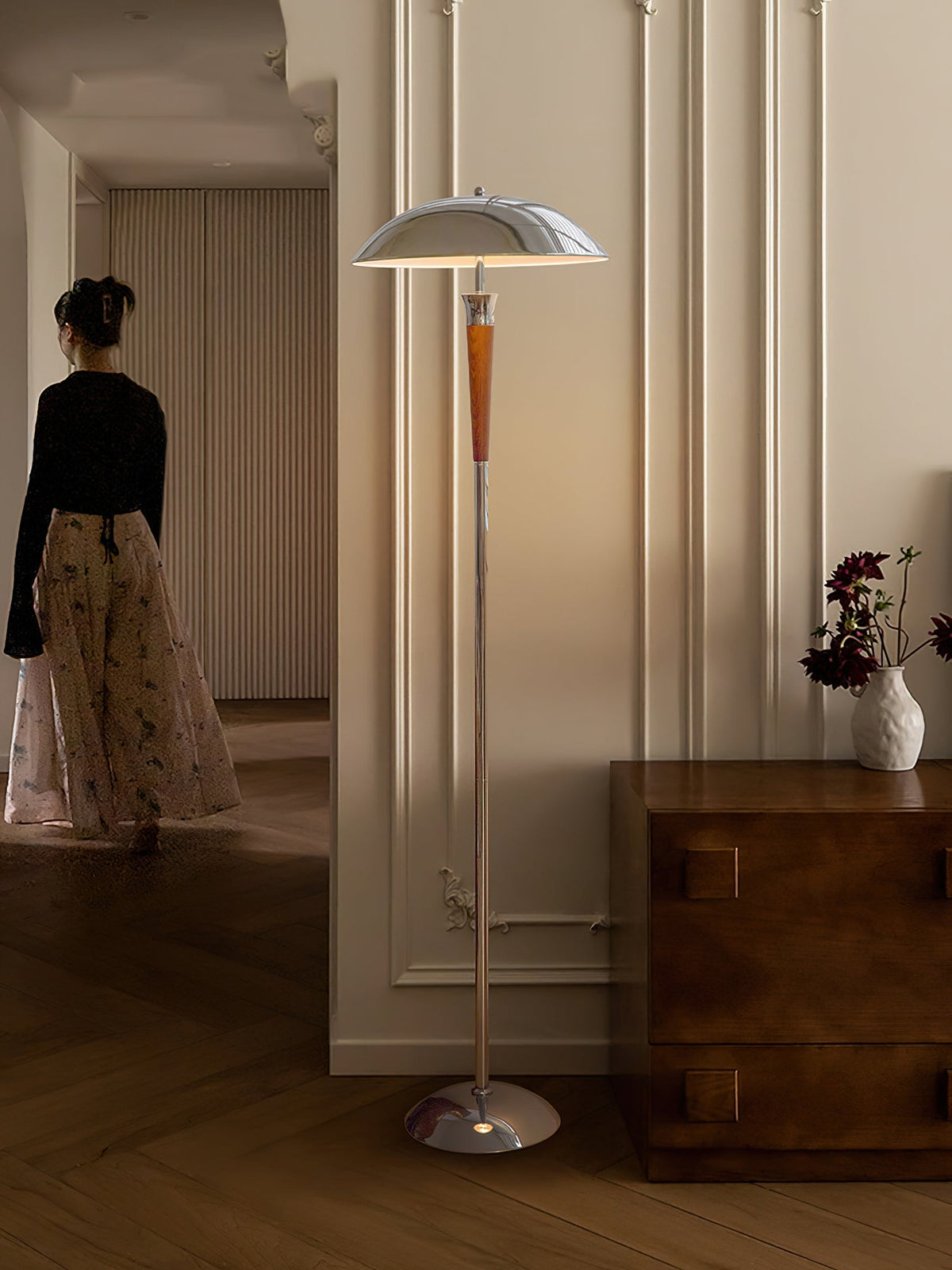 Helmet Floor Lamp - view 4