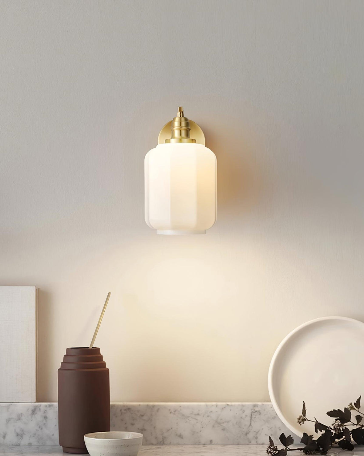Henry Wall Lamp