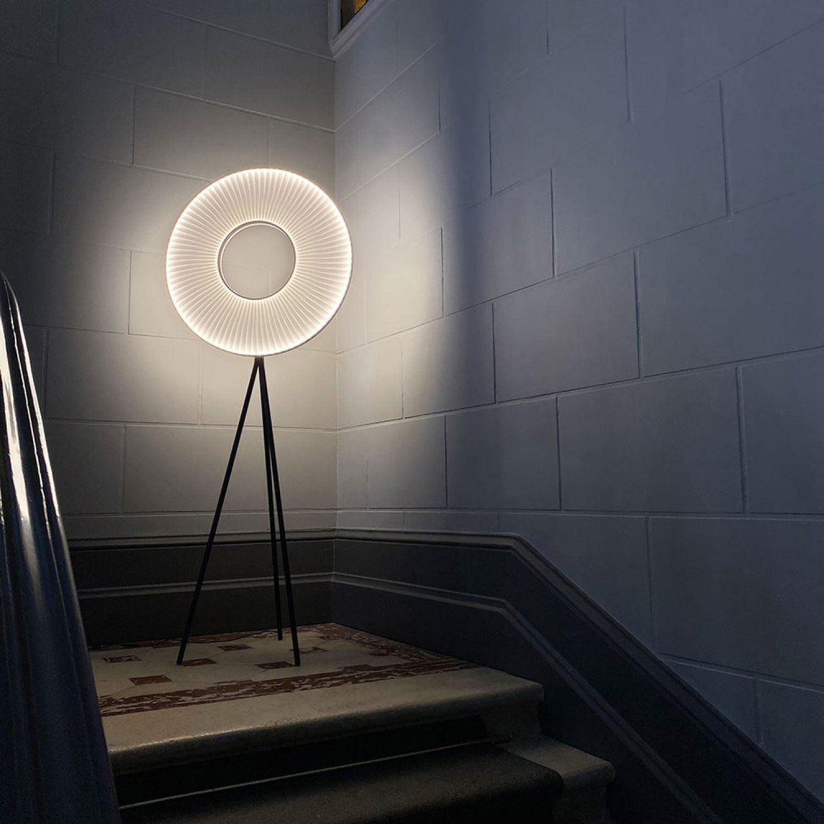Vespera Floor Lamp - view 30