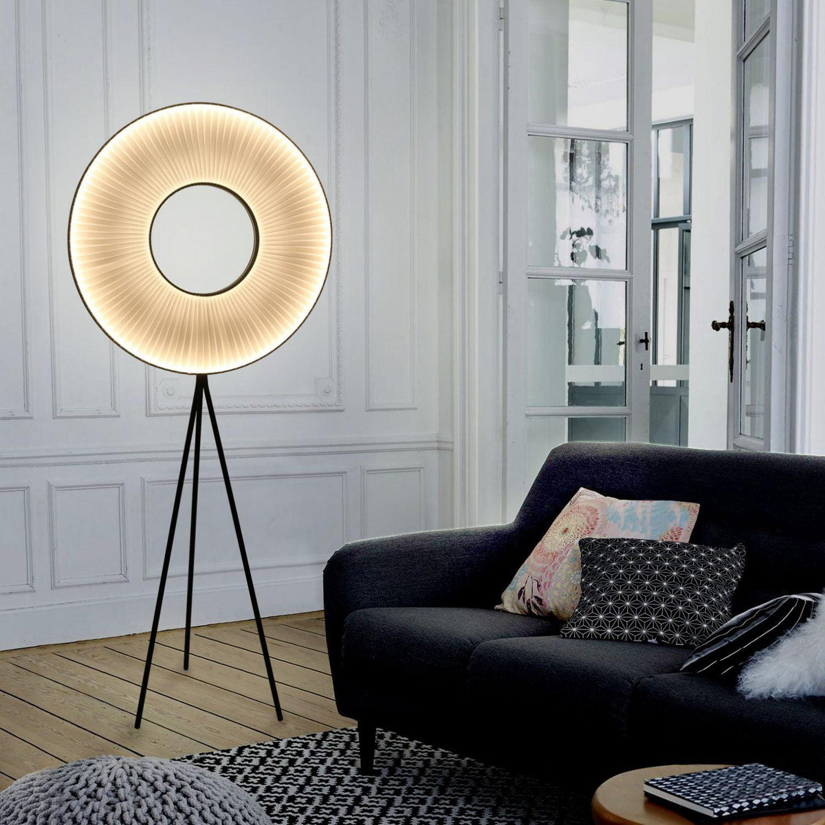 Vespera Floor Lamp - view 3
