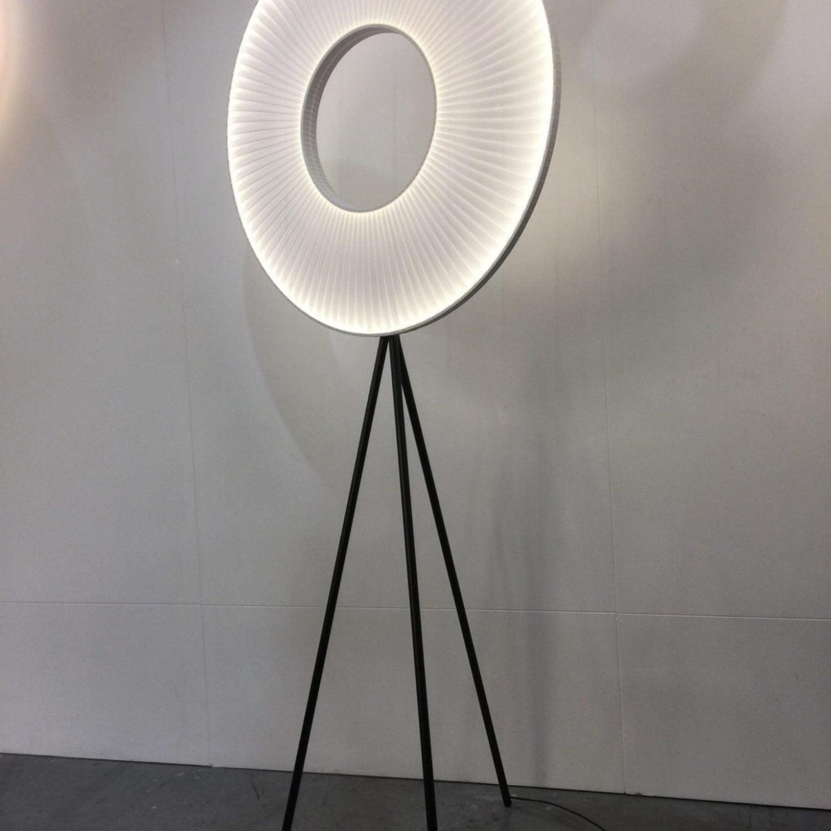 Vespera Floor Lamp - view 14