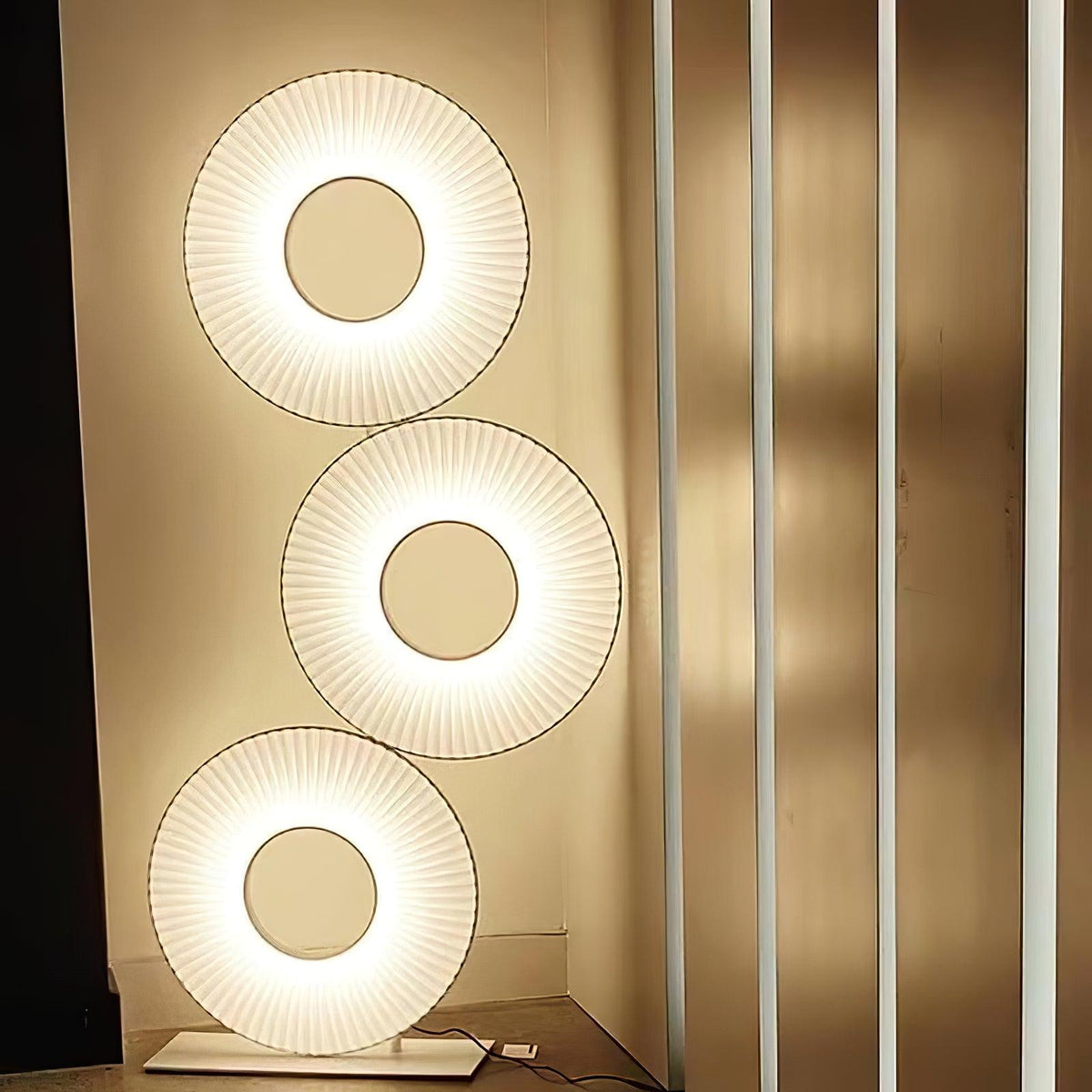 Iris Totem Floor Lamp - view 5
