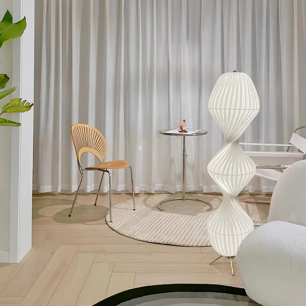 Isadora Floor Lamp - view 6