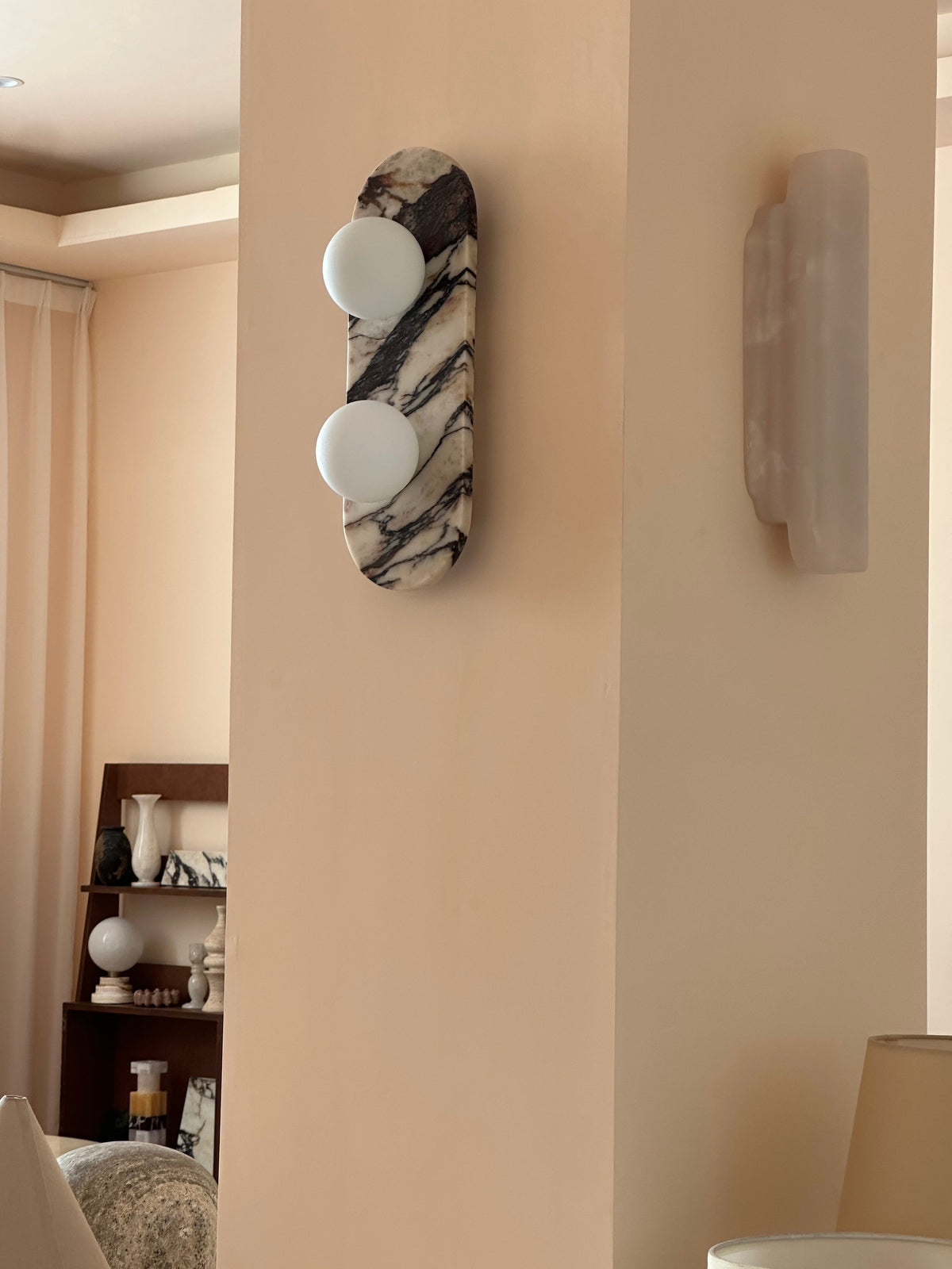 Jewel Onyx Wall Lamp