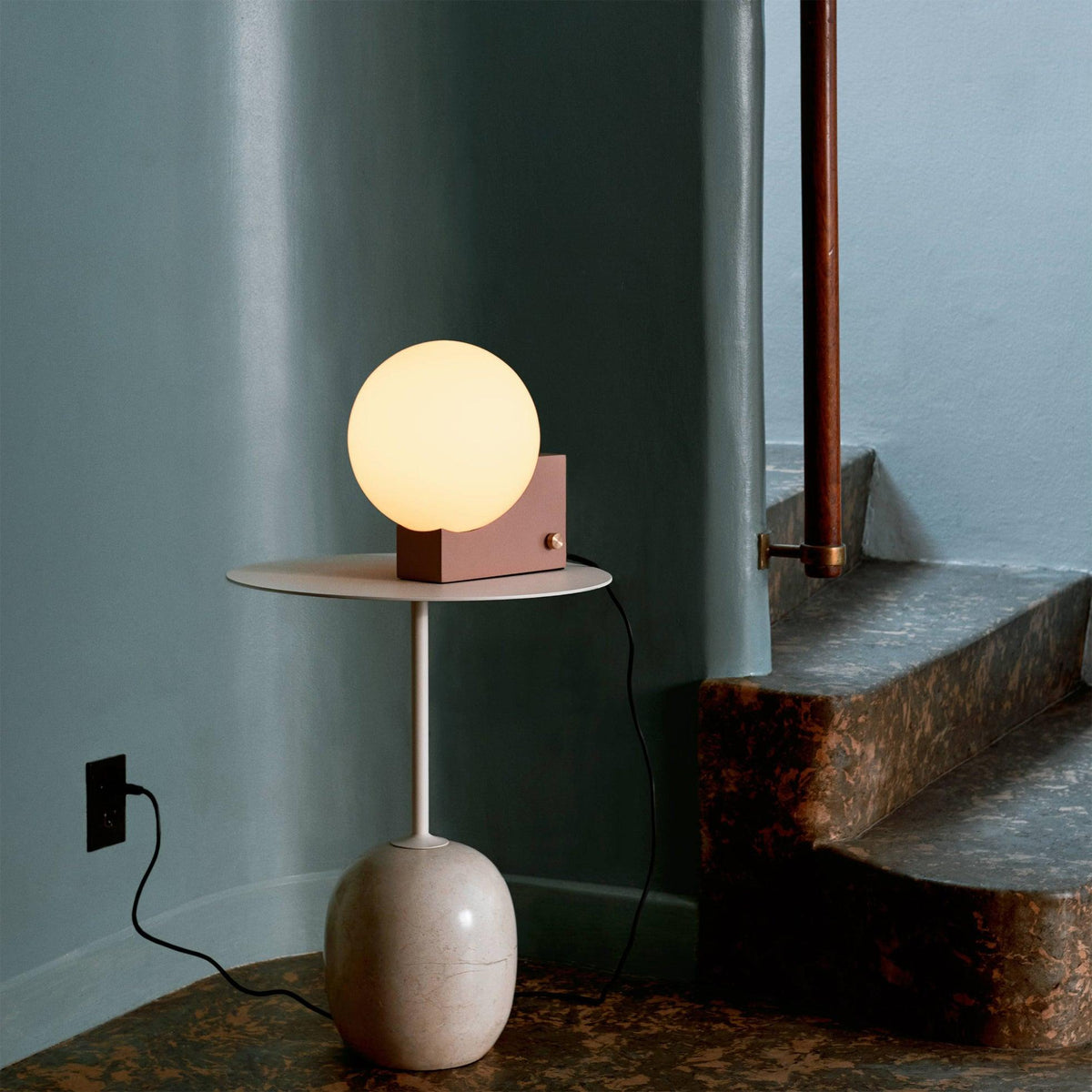 Fusion Table Lamp - view 3