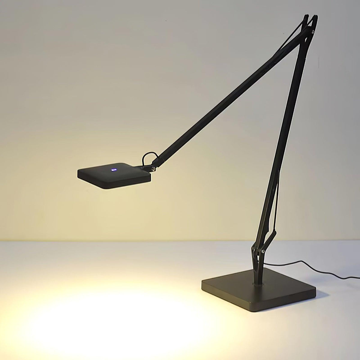 Edge Table Lamp - view 14