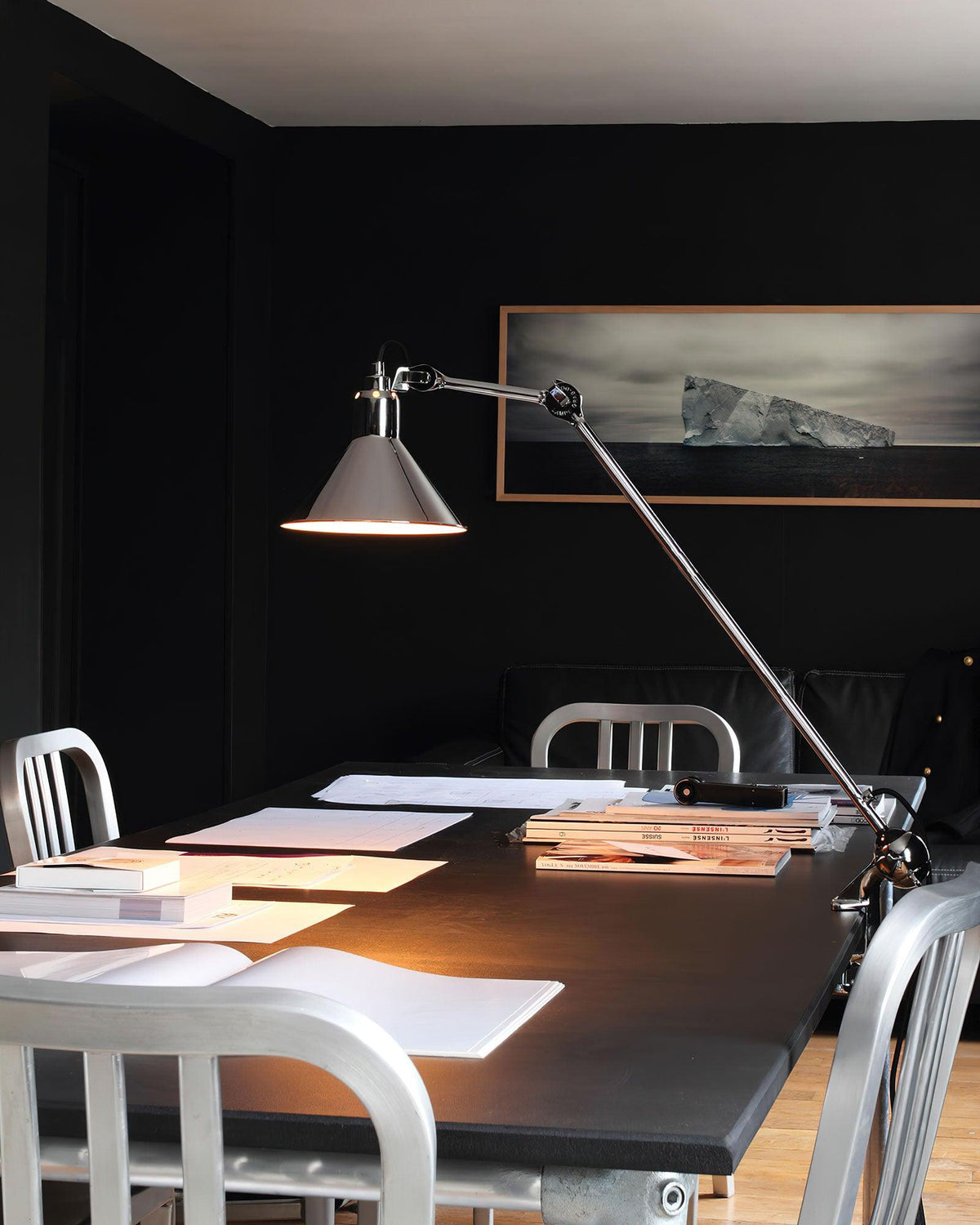 Clip-on Table Lamp 8.3″