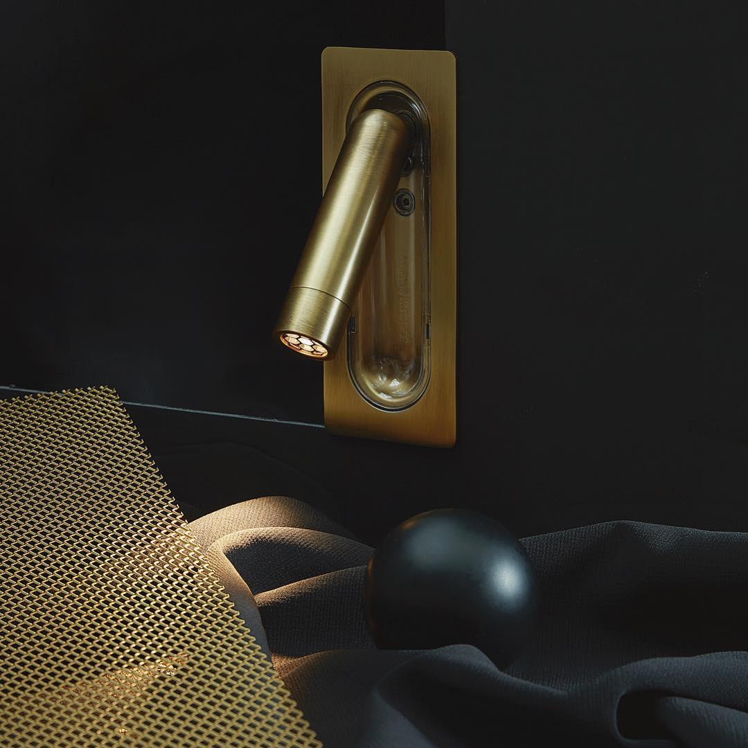 OmniLux Reading Lamp - view 2