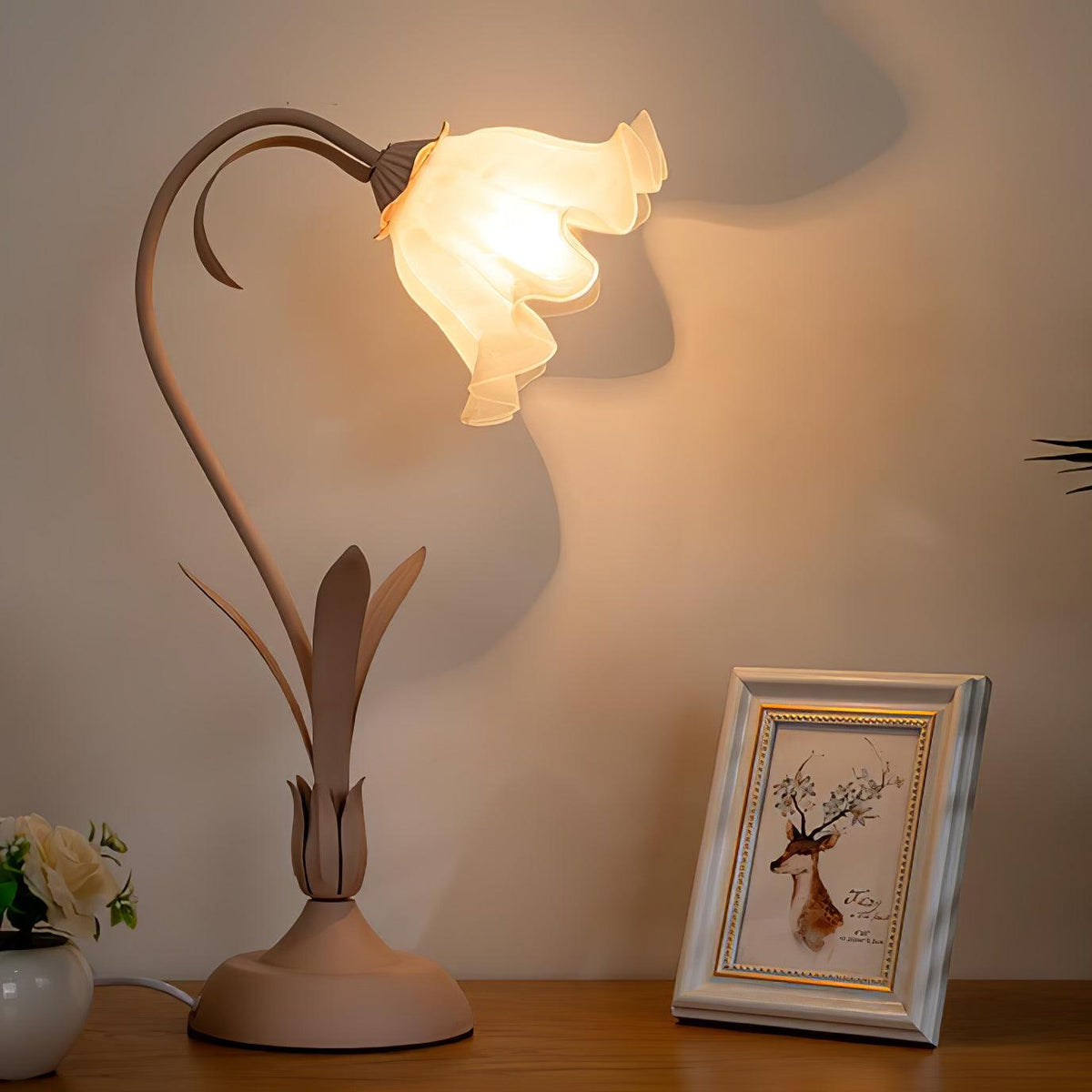Lily of the Valley Table Lamp - view 13