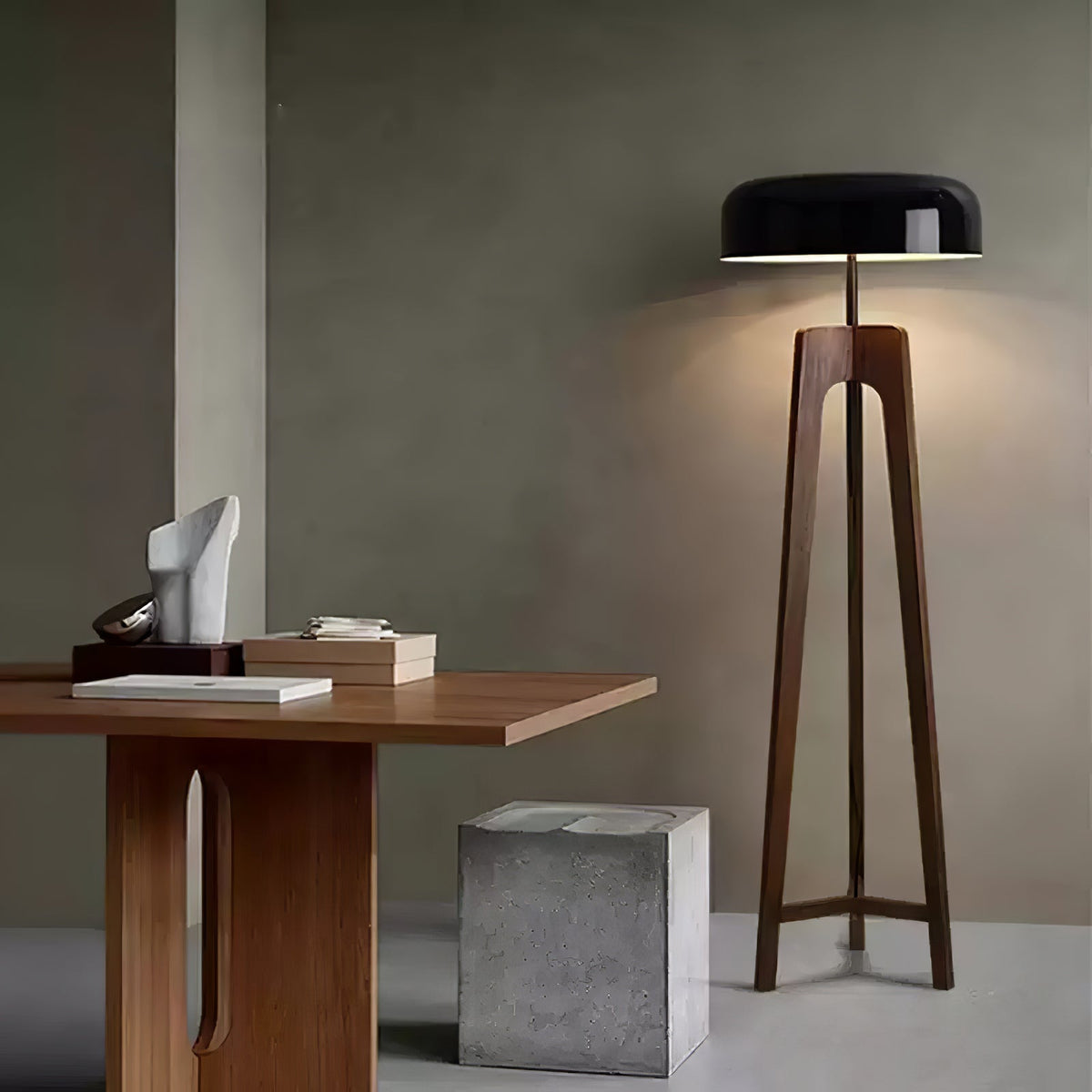 Linea Floor Lamp - view 32