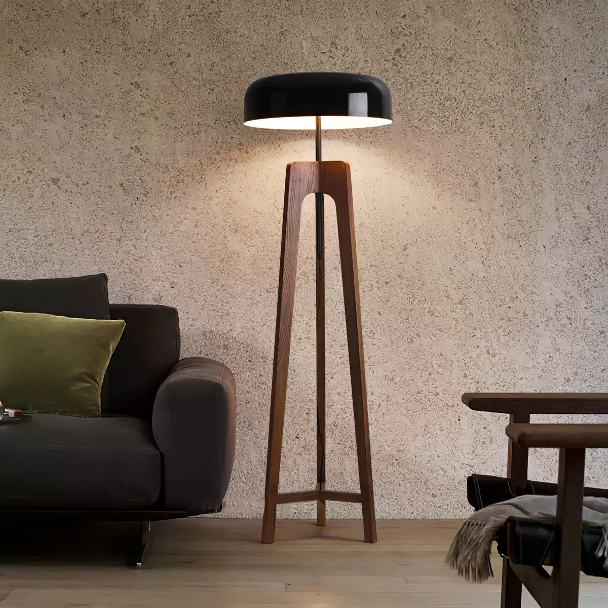 Linea Floor Lamp - view 2