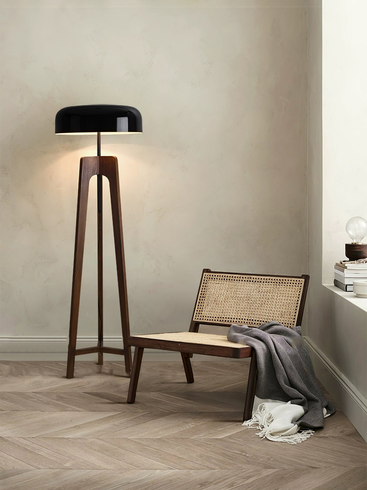Linea Floor Lamp - view 7