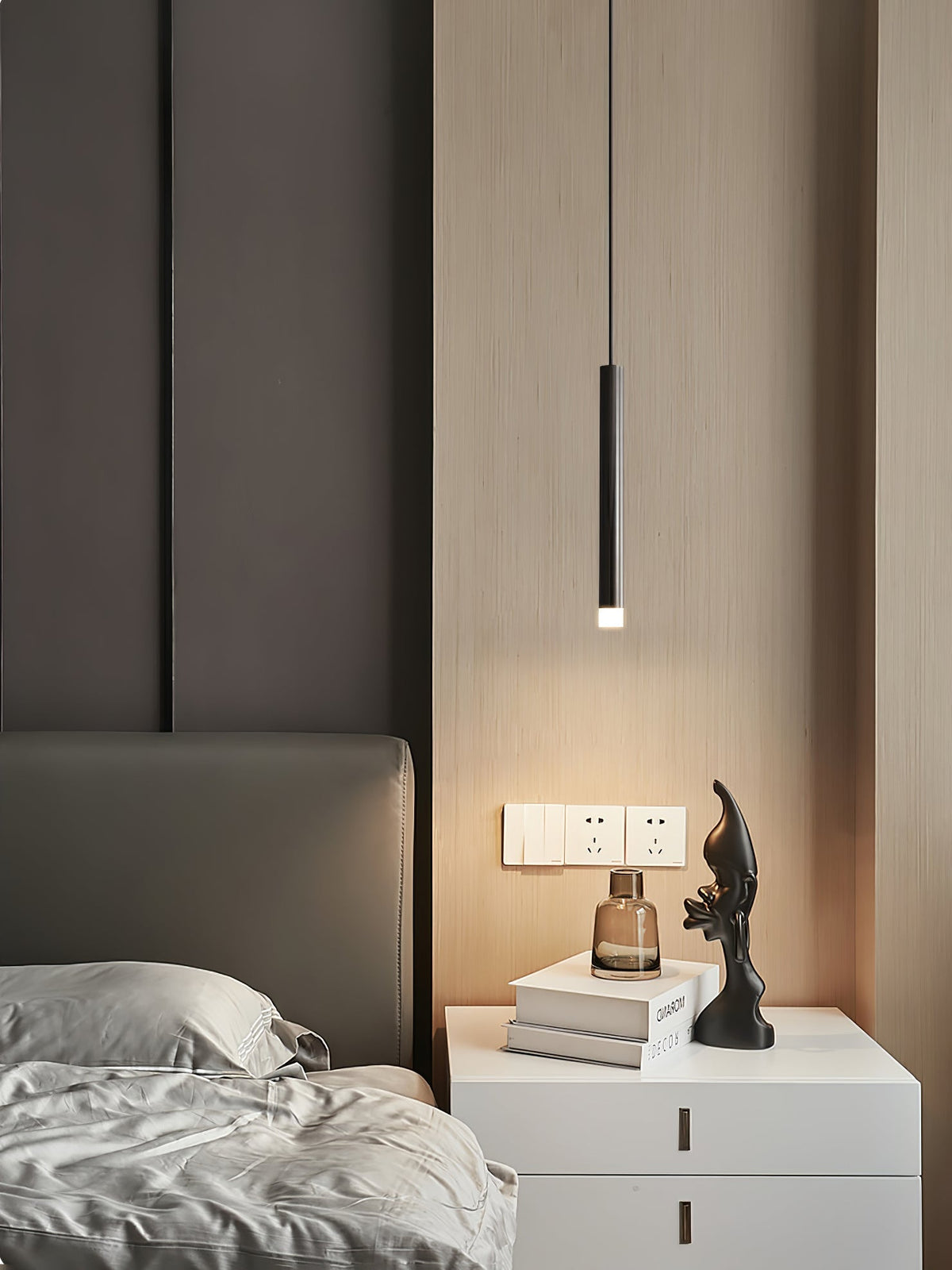 Linea Mono Pendant Light