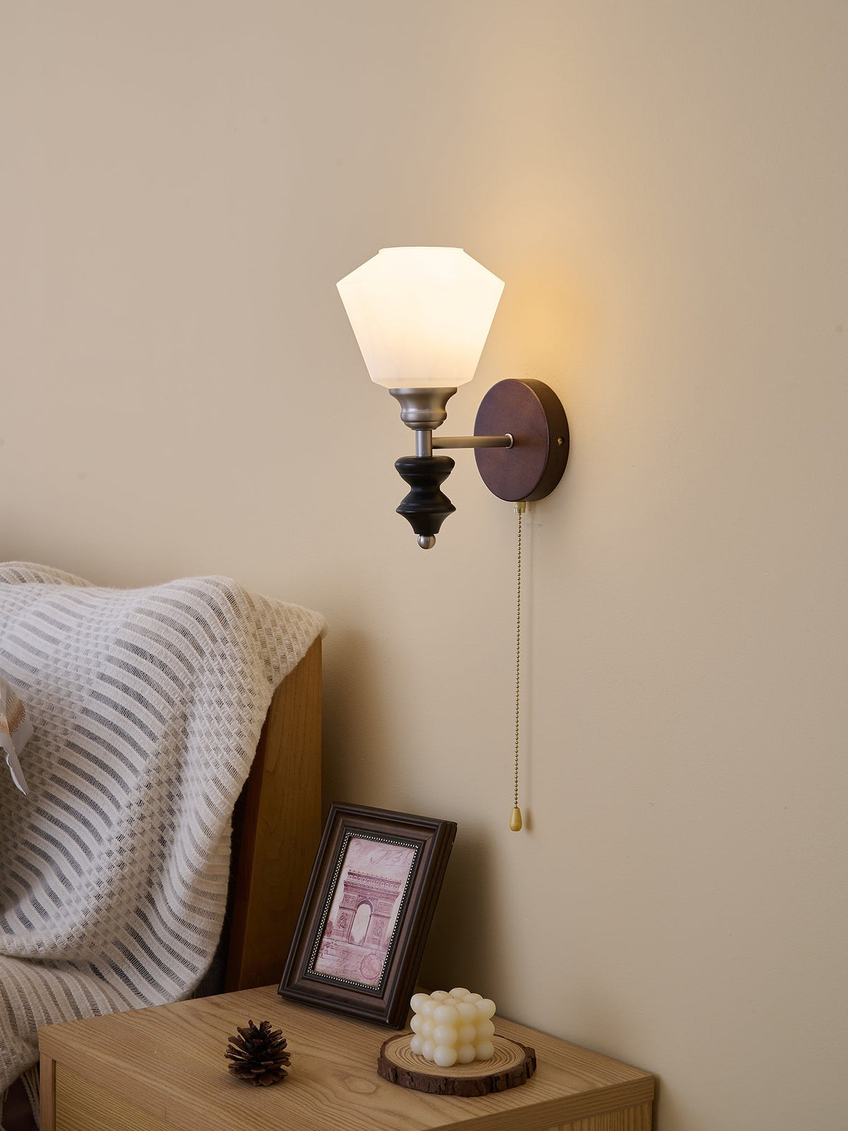 Lucille Wall Lamp