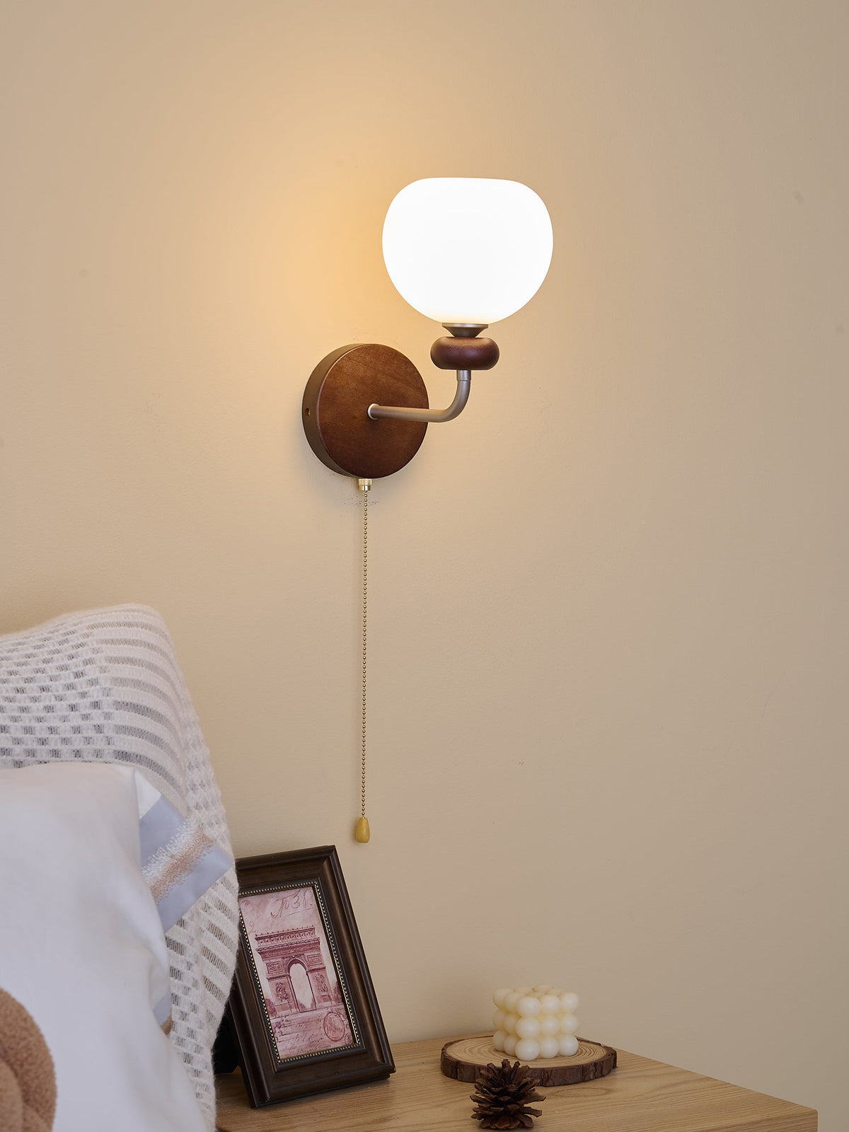 Lucille Wall Lamp