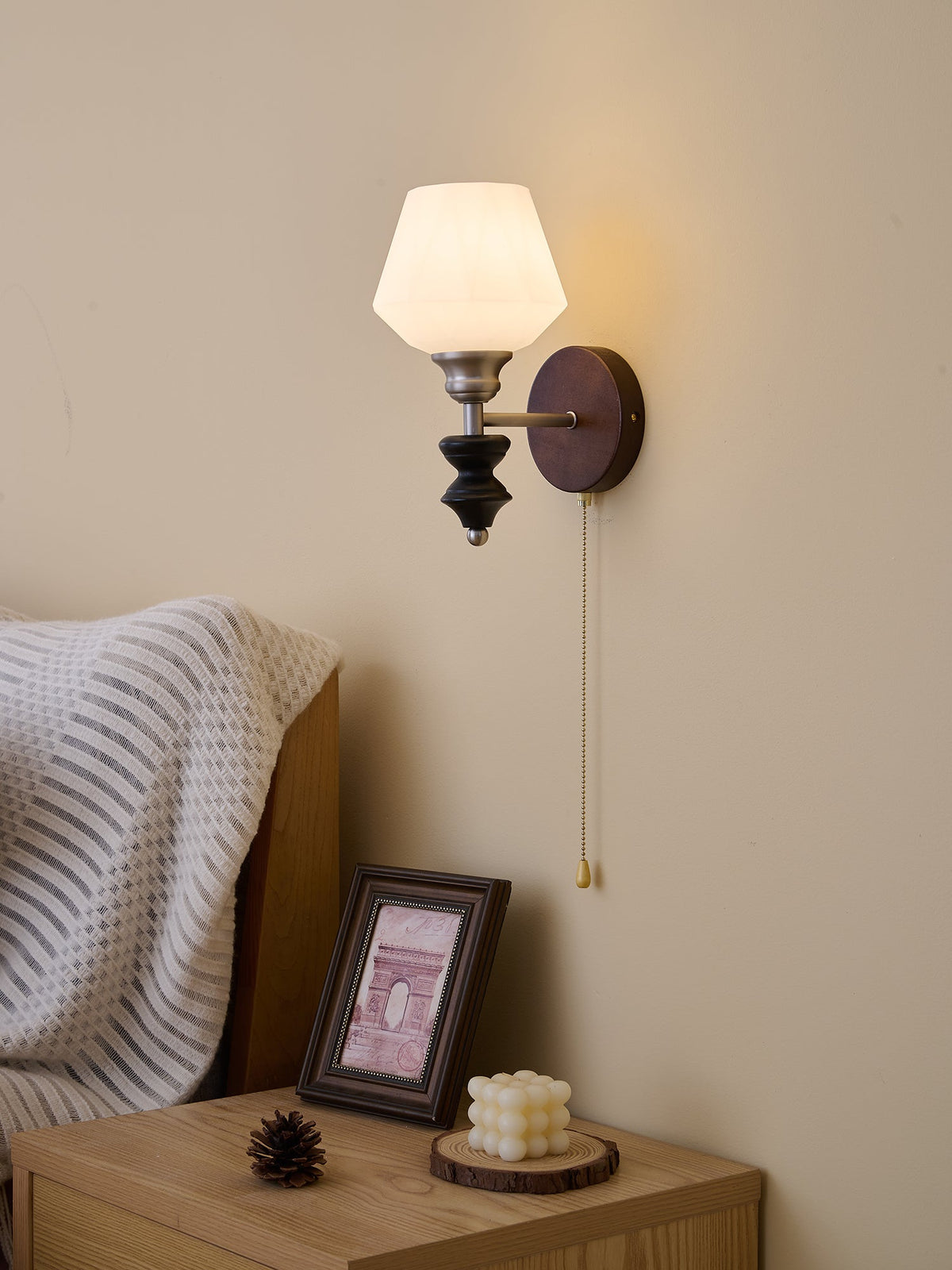 Lucille Wall Lamp