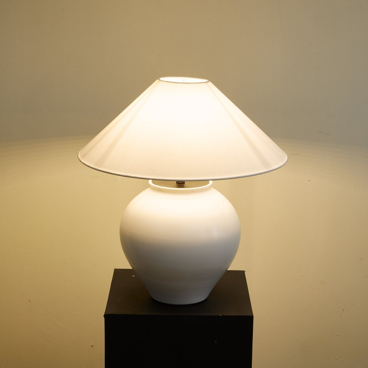 Luma Ceramic Table Lamp