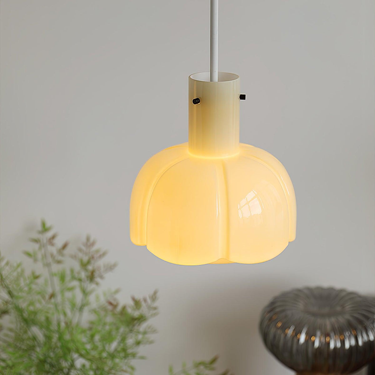 Lumina Petal Glass Pendant Light - view 32