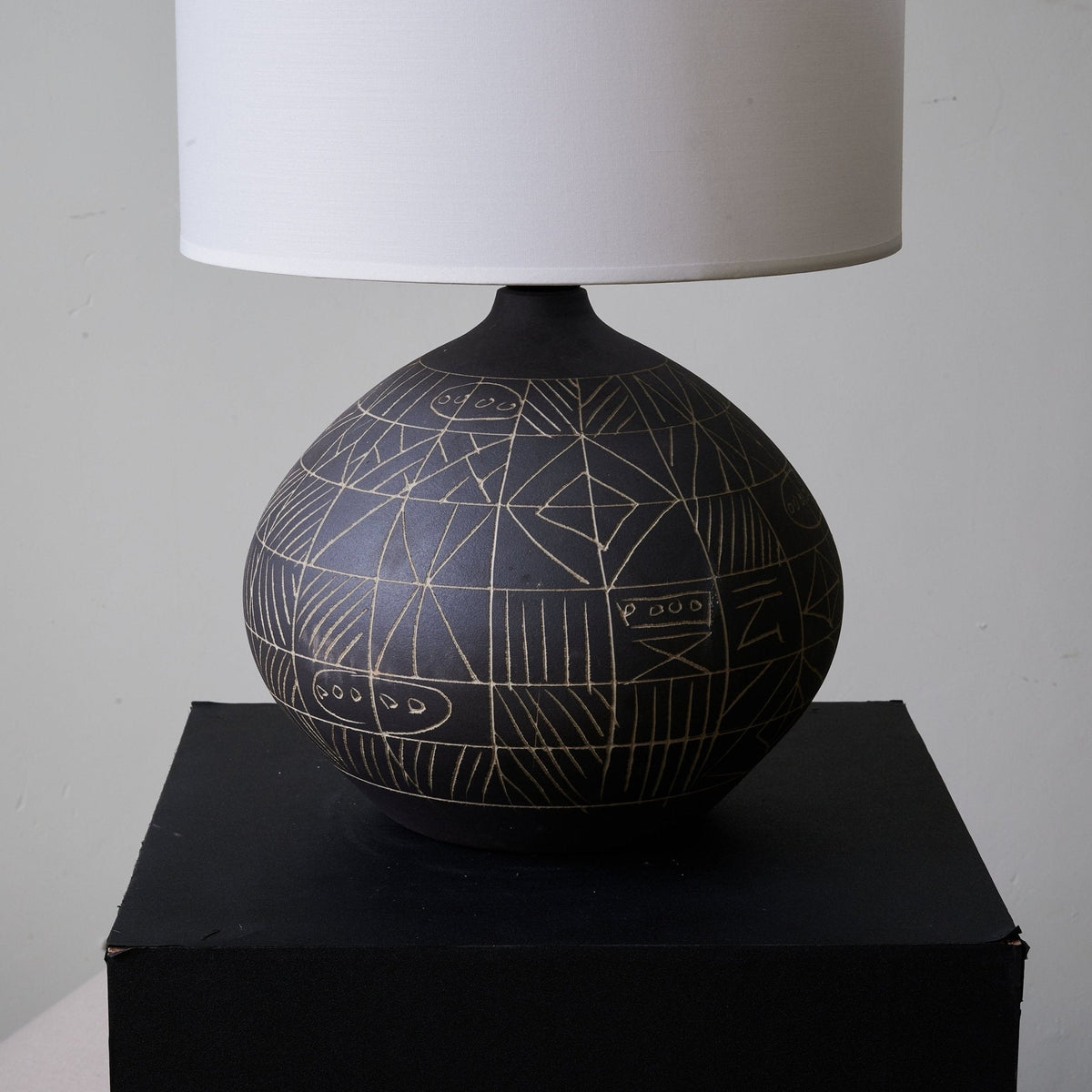 Lunari Etch Table Lamp - view 6