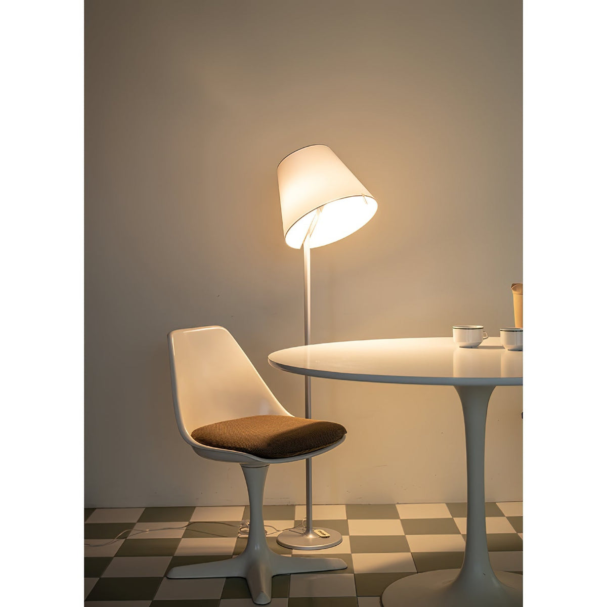 Melampo Floor Lamp - view 10