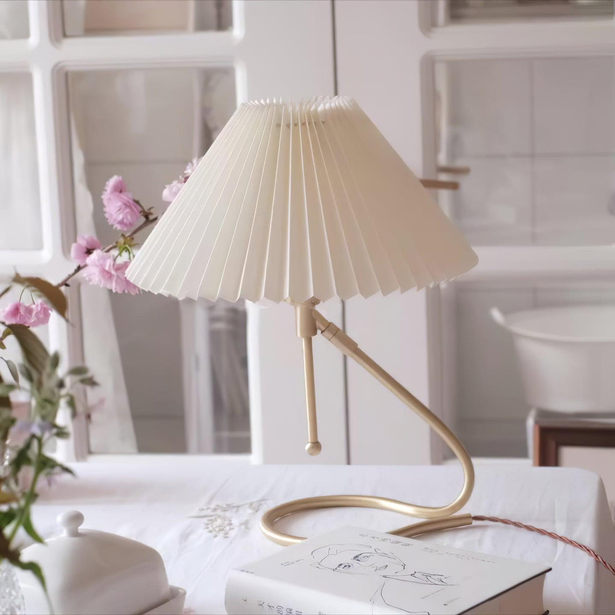 Levitate Pleated Table Lamp - view 4