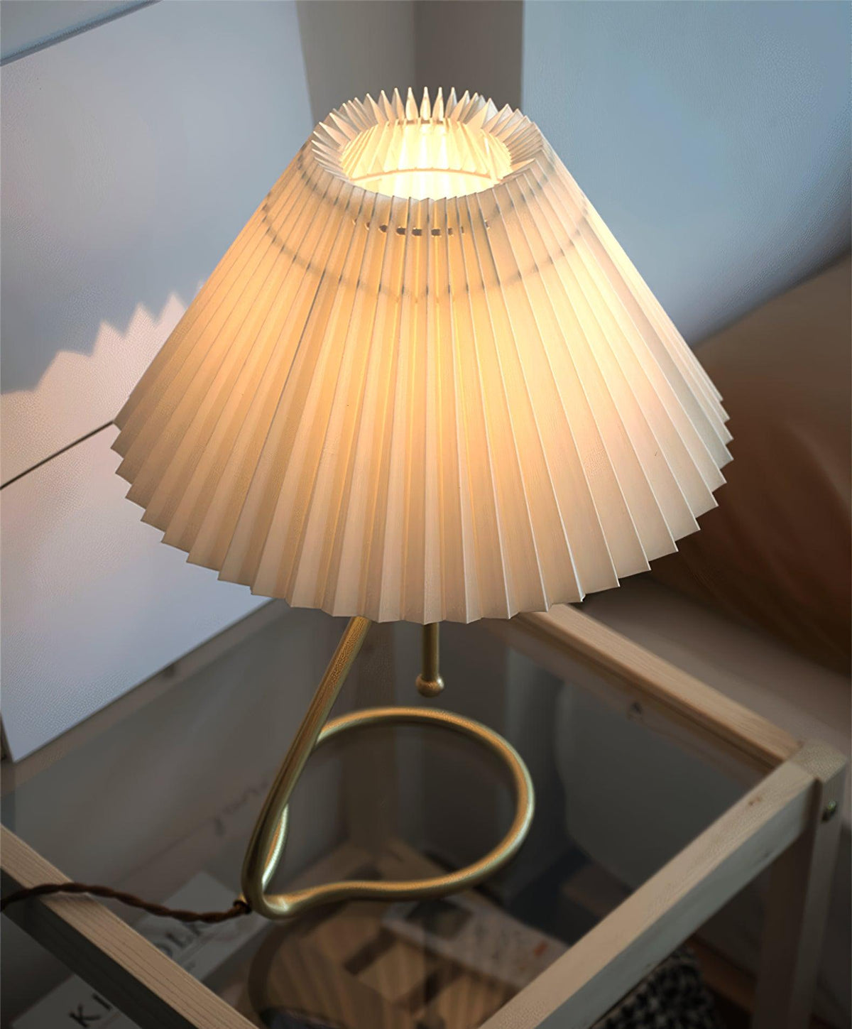 Levitate Pleated Table Lamp - view 10