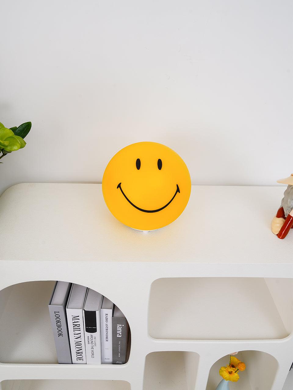 Smiling Table Lamp - view 22