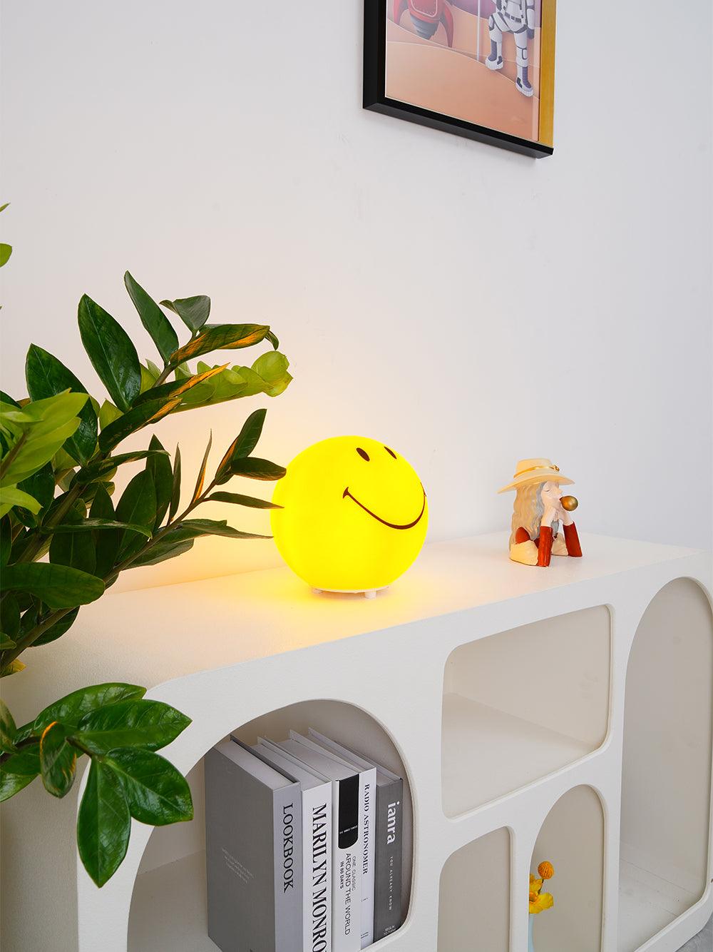 Smiling Table Lamp - view 20