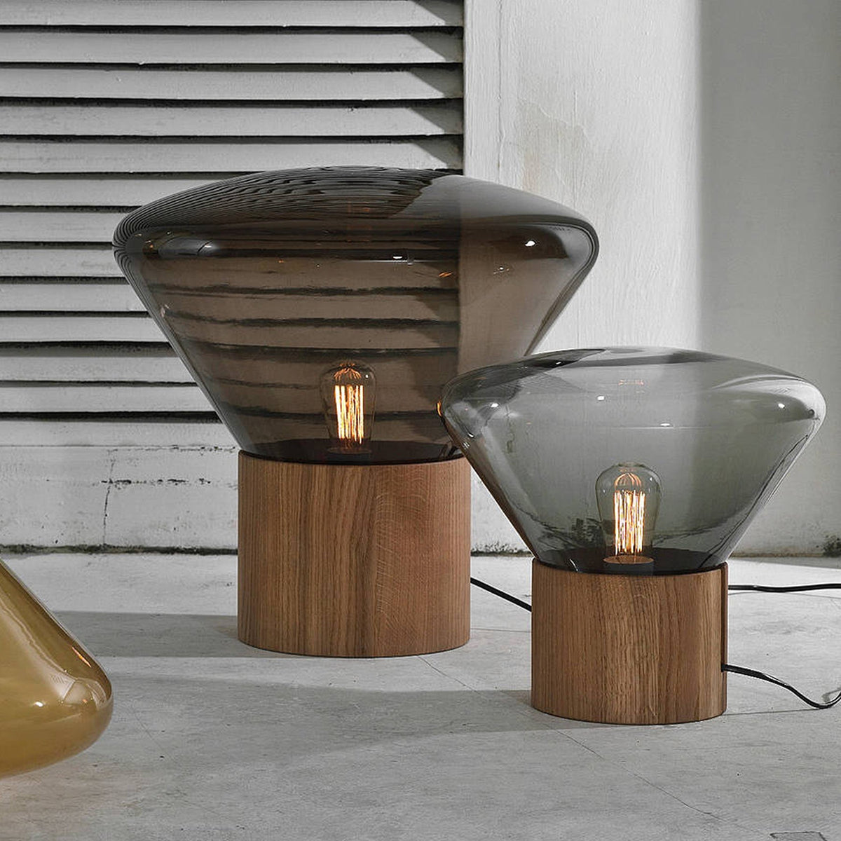 Bois Table Lamp