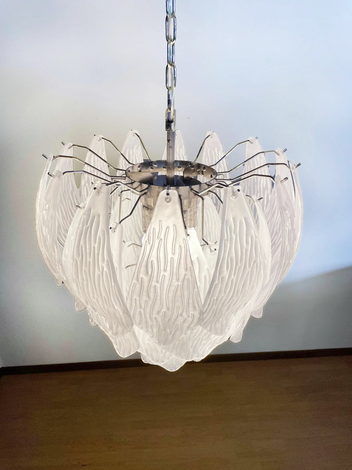 Murano Frosted Carved Glass Leaves Chandelier - view 8